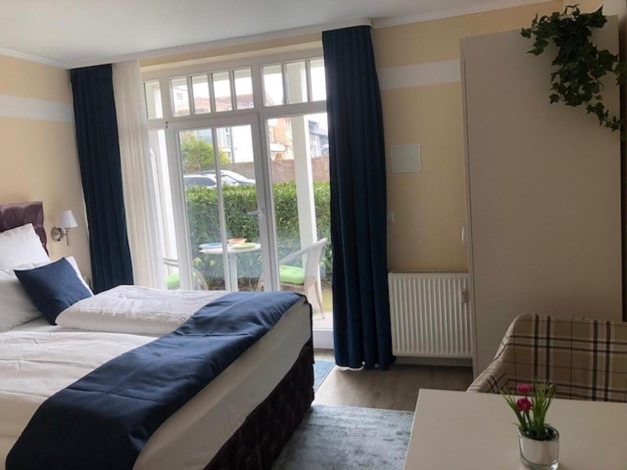 Hotel Rosenhof Kühlungsborn Oda fotoğraf